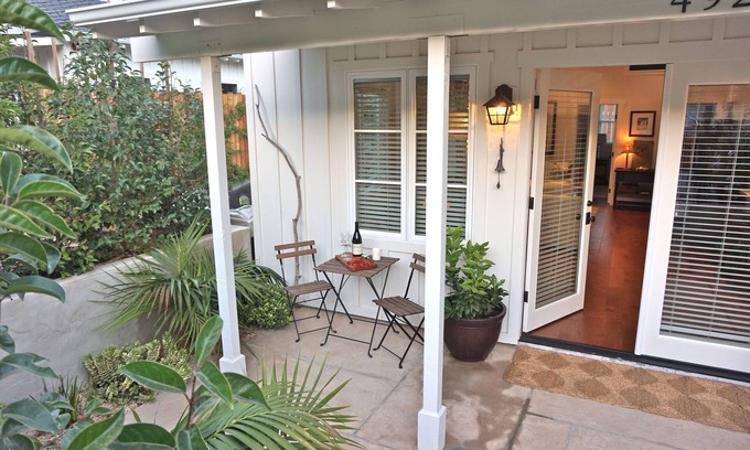 Hedgerow Cottage | Styled Montecito Cottage in Quiet Neighborhood