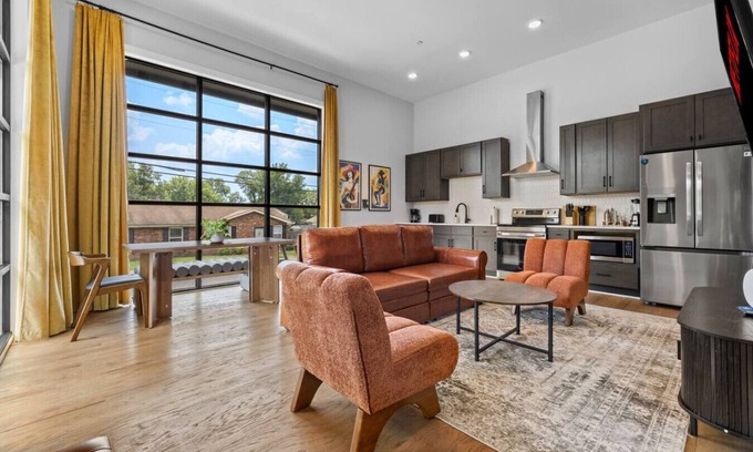 Talbot's Corner Apartment | Stylish 1BR Apt – Perfect for Game Night, Sleeps 6