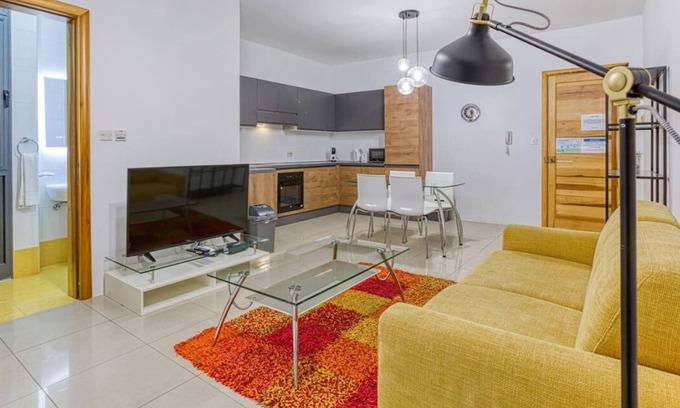 St. Andrew's Apartment | Stylish 1BR home with full amenities in Swieqi!