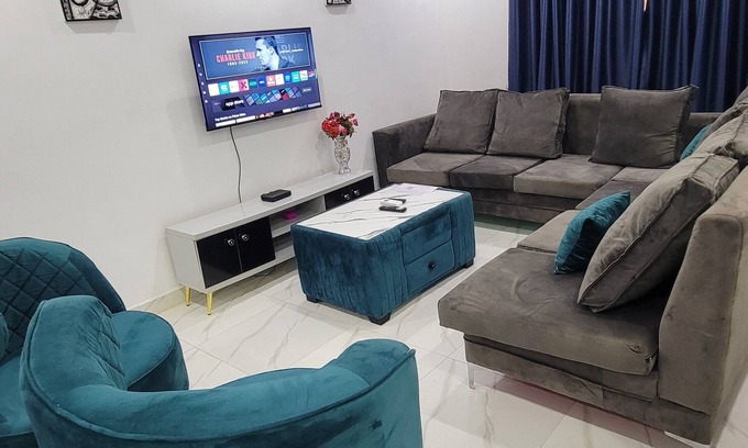 Lekki Phase 1 Apartment | Stylish 2-bed, 3-bath in Lekki Phase 1 with 24/7 power, Wi-Fi & top amenities