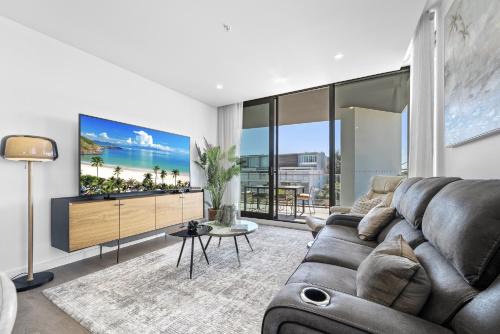 North Fremantle Apartment | Stylish 2-Bed Apartment with Rooftop BBQ Access