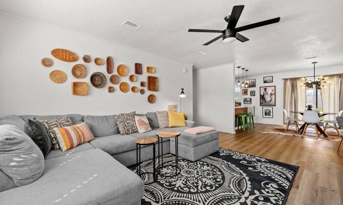 Lynn Haven House | Stylish 3BR/2BA House Minutes from PCB - Book now!