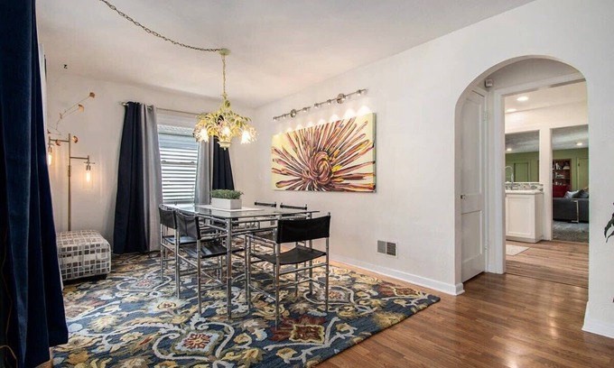 Aksarben - Elmwood Park House | Stylish 4BR Getaway! Minutes to Attractions!