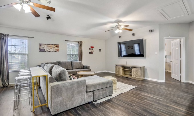 Spring House | Stylish 8-Guest Getaway with Fire Pit & Modern Comforts