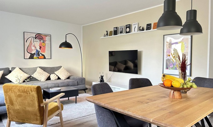 Aue Apartment | Stylish 80 m² designer apartment with balcony in the heart of Durlach