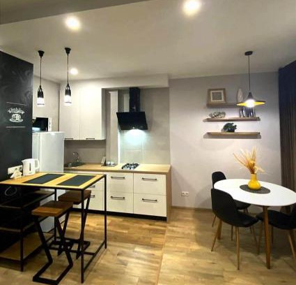 Degtyari Apartment | Stylish apartment in the historic center