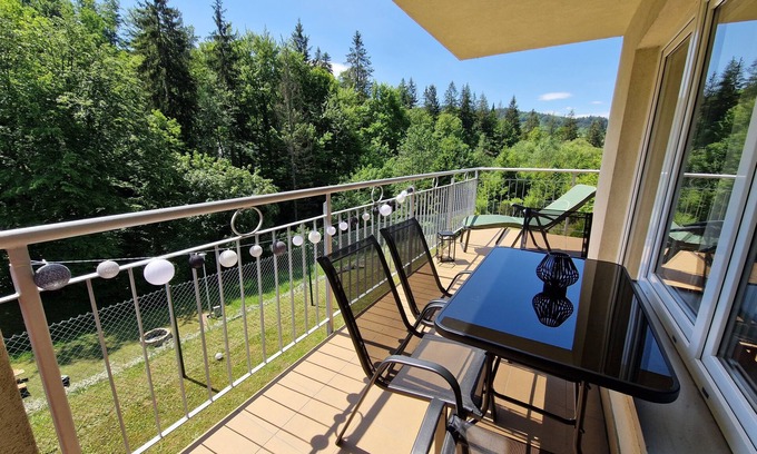 Wisla Apartment | Stylish Apartment on Bukowa – Big Terrace, Perfect for Biking & Skiing
