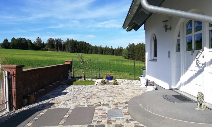 Naila Apartment | Stylish, comfortable non-smoking vacation apartment with far-reaching views of the countryside
