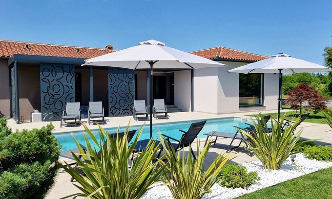 Sveta Nedelja Villa | Stylish Designer Villa with Pool & Guest Apartment Near the Sea
