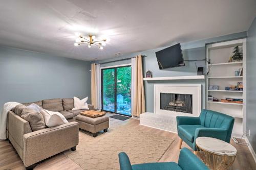 North Garrett Road House | Stylish Durham Townhome Less Than 5 Mi to Downtown!