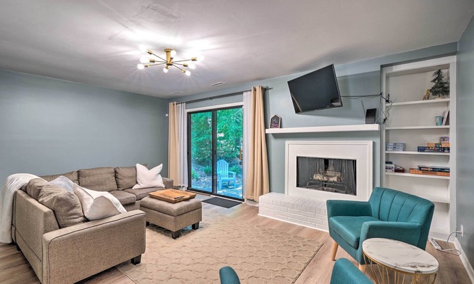 North Garrett Road House | Stylish Durham Townhome < 5 Mi to Downtown!