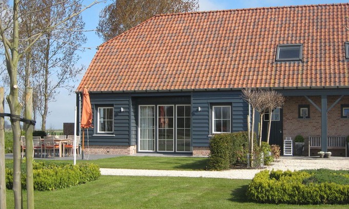 Zuidzande House | Stylish Holiday Home in Zuidzande with Sauna