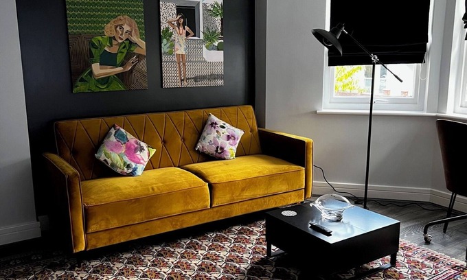 West Kensington Apartment | Stylish London | 1 Bed | WiFi | West Kensington
