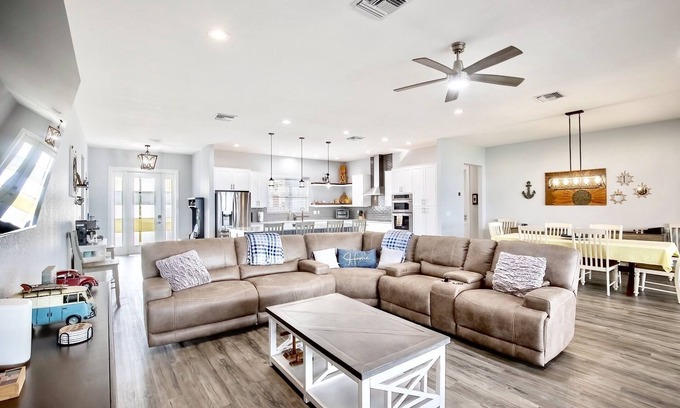 Sylvan Shores House | Stylish & Modern Lakefront Retreat w/Pool & Dock!