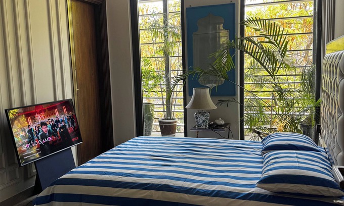 DLF City Apartment | Stylish & Modern Luxury 4BR Apartment | Arjun Marg