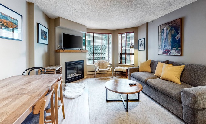 Upper Village Condo | Stylish mountain escape with easy ski access, pool, hot tub & WiFi