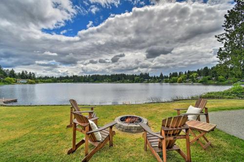 East Olympia House | Stylish Olympia Home with Private Boat Dock!