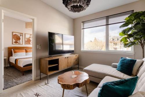 Belmont Apartment | Stylish Portland 1BR w 90 WalkScore