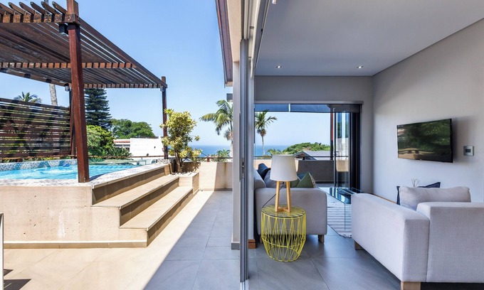Shaka's Rock Apartment | Stylish Seaside Escape | Private Pool & Braai
