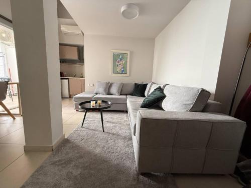 Kalamata Apartment | Stylish Studio Apartment - 8F House