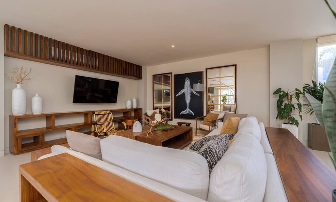 Colonia El Progreso Condo | Stylish Studio with Balcony @ Vista Vela 3, Mexico
