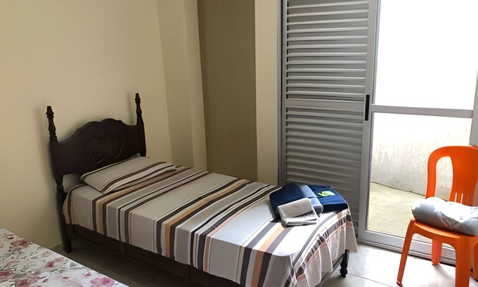 Renascenca Apartment | Suíte 13 · Suíte Exclusiva 2 Camas Solteiro+1 Auxiliar Xiii
