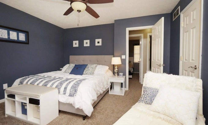 Otterbien Home House | Suburban Sanctuary! Convienient to Cincinnati and Dayton