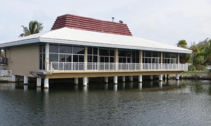 Sugarloaf Key Cabin | Sugarloaf Lodge