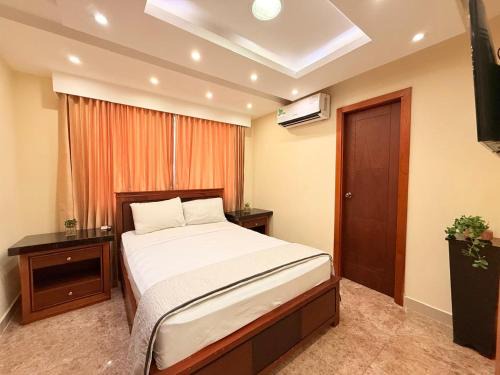 Machala Apartment | Suite de Lujo con Piscina en la Zona Más Exclusiva de Machala