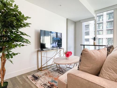 Historic Core Apartment | Suite Downtown Pool and Gym Access