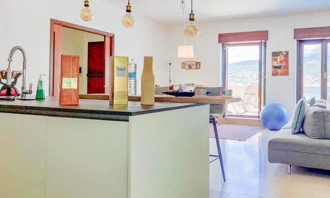 Barriera Vecchia-San Giacomo Apartment | Suite Enes, Oasi di relax: terrazza panoramica