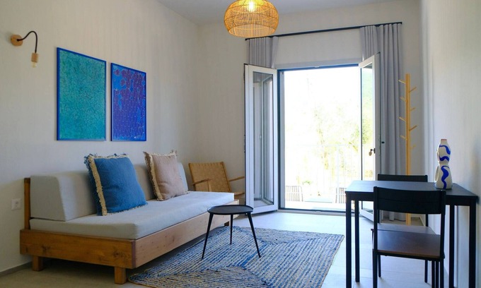 Komnina Apartment | Suite in Evia Bay hotel Edipsos