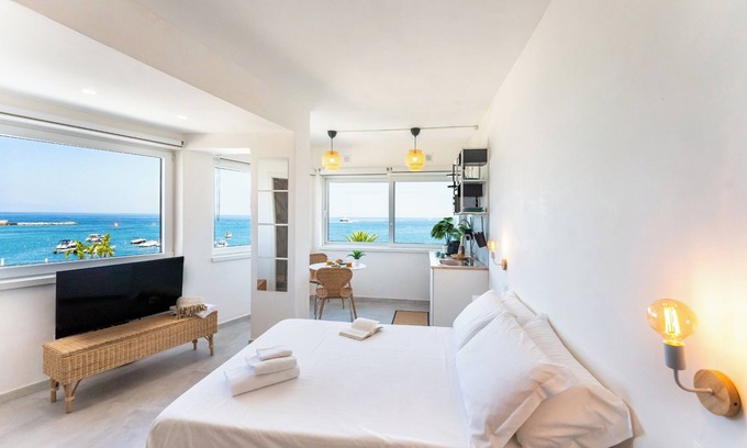 Succhivo House | Suite The Mana Vista Mare in Centro a Casamicciola Terme