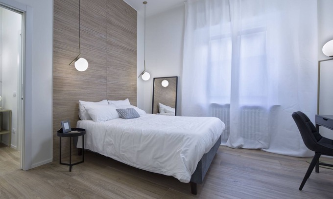 Voghera Apartment | Suite Vogue Espresso