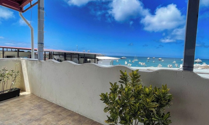 Puerto Baquerizo Moreno Condo | Suite with Private Terrace and Sea View