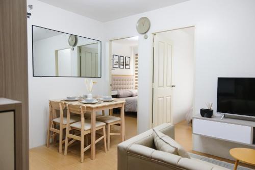 Mandurriao Apartment | SuiteEscape