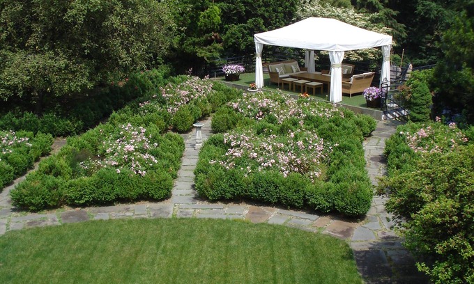 Westport House | Summer, FURNISHED: CENTRAL WESTPORT ESTATE, 60' pool: 2 mins to beach/town/train