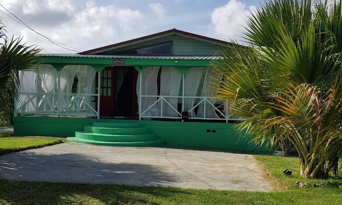 Babbs House | Sun and Moon Shine