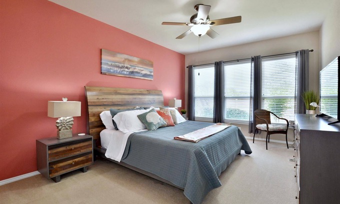 Sun City House | SUN CITY GEORGETOWN, TX RESORT - STUNNING CONTEMPORARY!