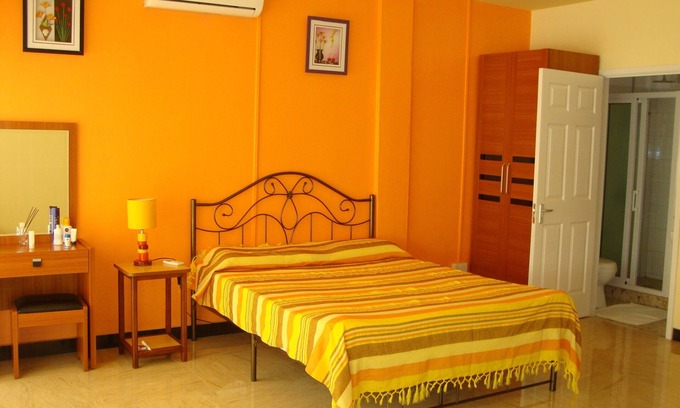 Wolmar Apartment | Sun Plaza Studio ,Modern 1st Floor accommodation ,Flic en flac Beach Resort