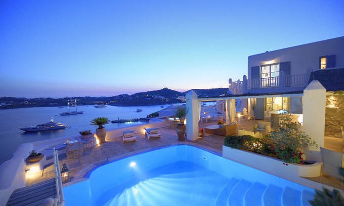 Ornos Villa | Sun,Romance and a Unique Sandy beach!