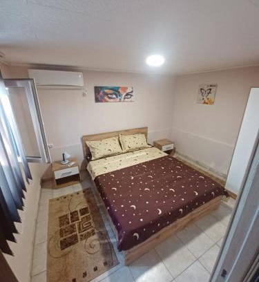 Costinesti Ski Chalet | Sun sea quiet Casa Sim in Tuzla