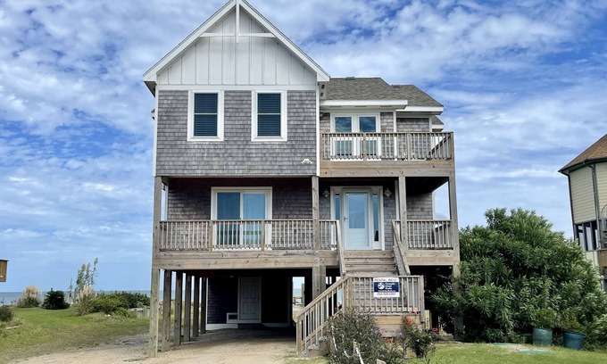 Ocracoke House | Sundance: Spacious waterfront home with amazing views.