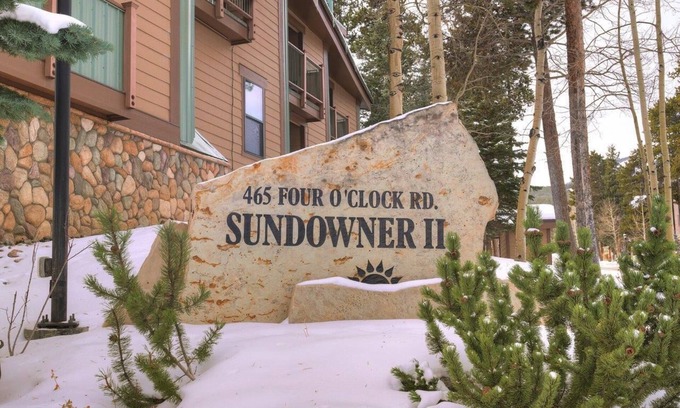 Four O'Clock Condo | Sundowner II 203