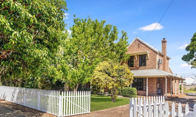 Busselton House | Sunny Busselton - this holiday home is located in the perfect Busselton location