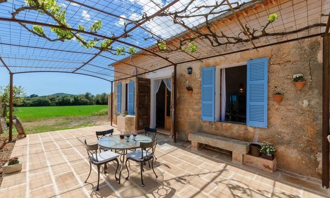 Porreres House | Sunny country house Son Julia with pool in Porreras
