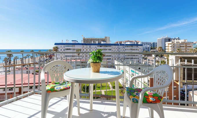 Benalmadena Costa Apartment | Sunny Seaside Studio with Balcony, A/C & Sea View