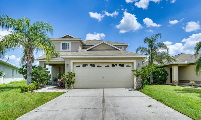Wesley Chapel South House | Sunny Wesley Chapel Home about 2 Mi to Epperson Lagoon