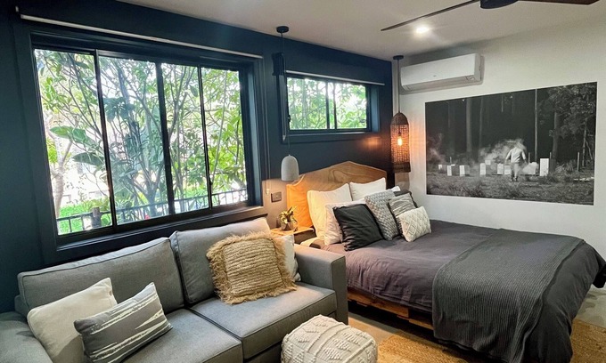 Port Macquarie Apartment | Sunnyside Studio - Pet Friendly Luxury Escape