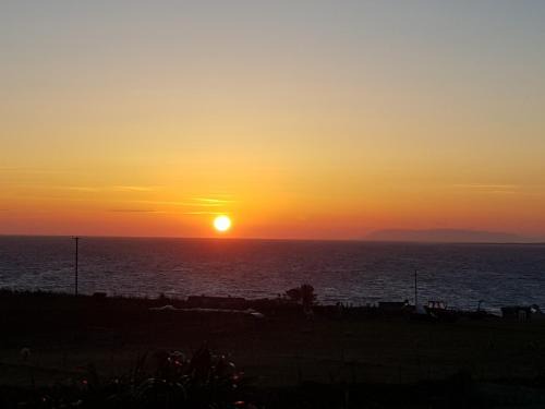 Carbed Bed & Breakfast | Sunrise view